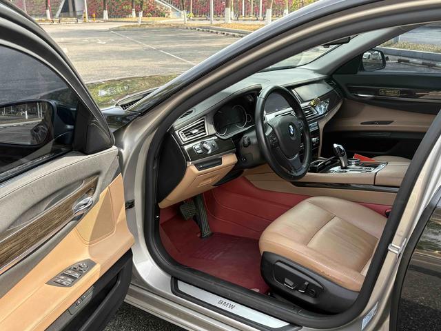 Certificated Pre-Owned BMW Series 7 2014 730Li Premium Edition - u22060760