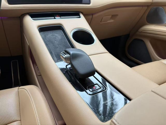 Pre - Owned 2022 AITO M5 Extended - Range Four - Wheel Drive Premium Edition