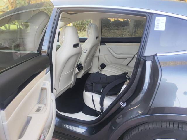 Pre-Owned Zhijie R7 2024 Pure Electric 100kWh Max Rear-Wheel Drive Edition