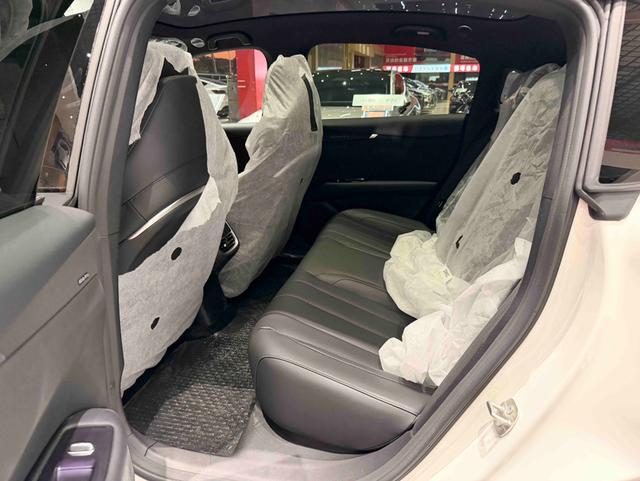 Certificated Pre-Owned Deepal L07 2026 240Ultra Huawei Qiankun ADS SE Edition -u21776234