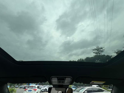 Pre - Owned 2020 Li ONE Extended - range 6 - seat Edition