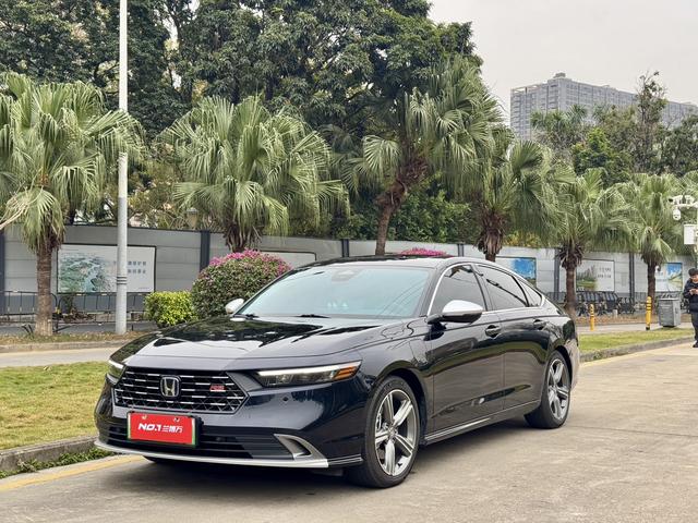 Certificated Pre-Owned Accord PHEV 2023 e:PHEV Premium Edition -u22532576