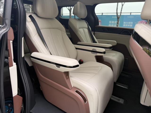 Certificated Pre-Owned BYD Xia 2025 DM-i 180KM Excellence Edition -u22610035