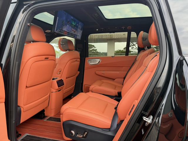 Pre-Owned Lynk & Co 900 2025 1.5T Ultra