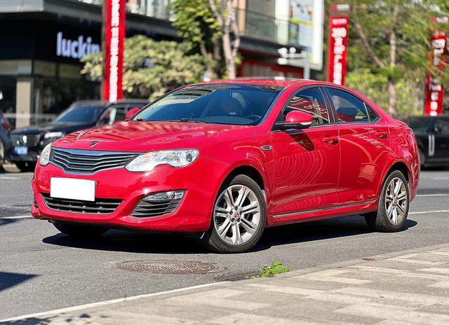 سيارة رووي 550 موديل 2013، فئة 550D 1.8T أوتوماتيكية، إصدار بريميوم، معتمدة كسيارة مستعملة - u22132925