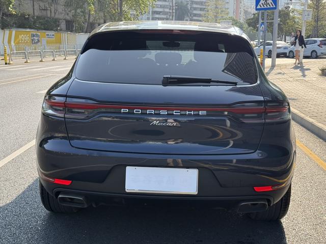 Certificated Pre-Owned 2018 Porsche Macan 2.0T - u22684978