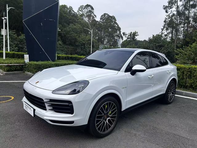 Certificated Pre-Owned Porsche Cayenne Coupé E-Hybrid 2023 Cayenne E-Hybrid Coupé 2.0T -u21425226