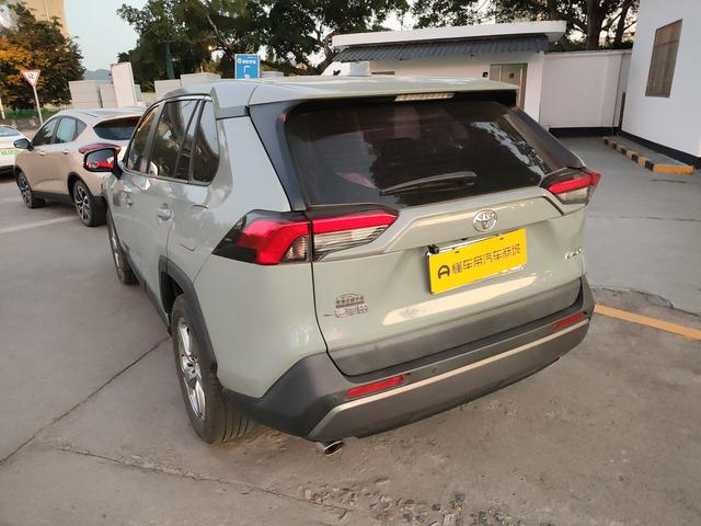 Certificated Pre-Owned RAV4 Rongfang 2021 2.0L CVT Two-wheel Drive Fashion Edition - u22411021