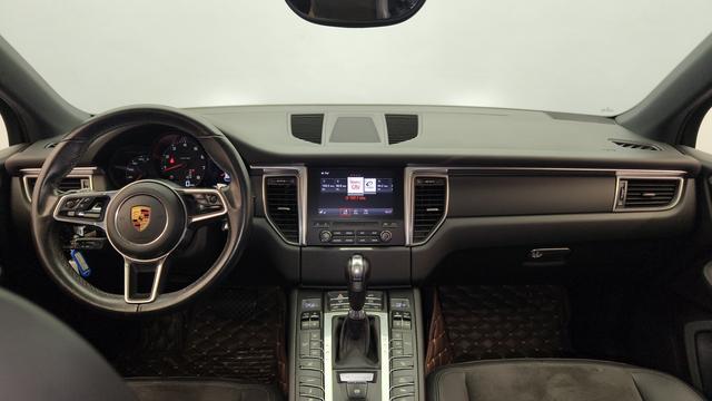Certificated Pre-Owned 2017 Porsche Macan 2.0T - u22685061