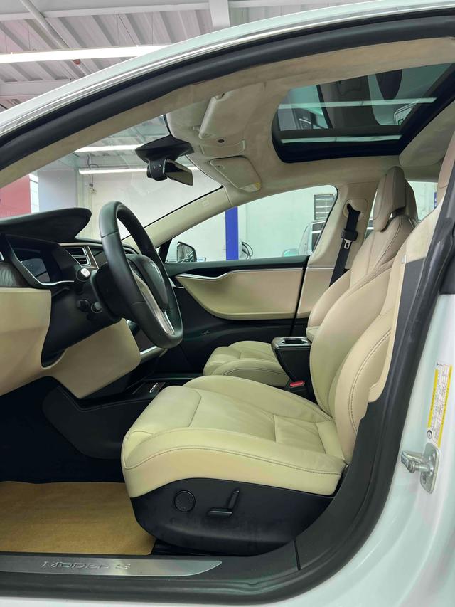 Pre-Owned Model S 2017 100D Long Range Version