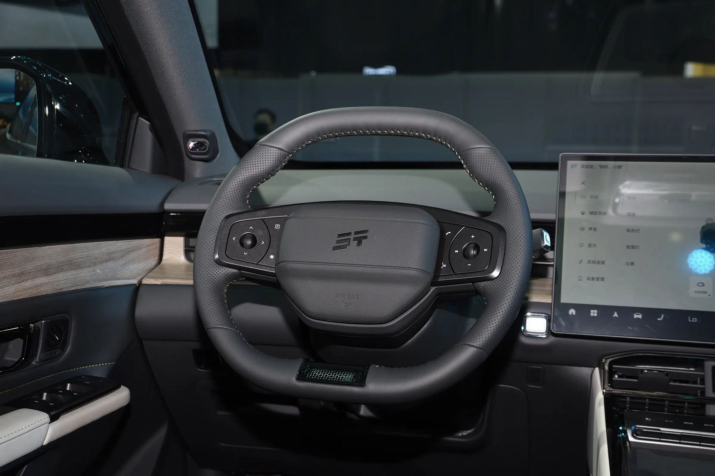 Chery Jetour Shanhai L6 - Híbrido PHEV