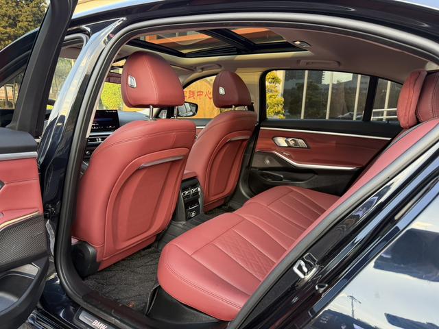 Certificated Pre-Owned BMW i3 2023 eDrive35L -u22698713