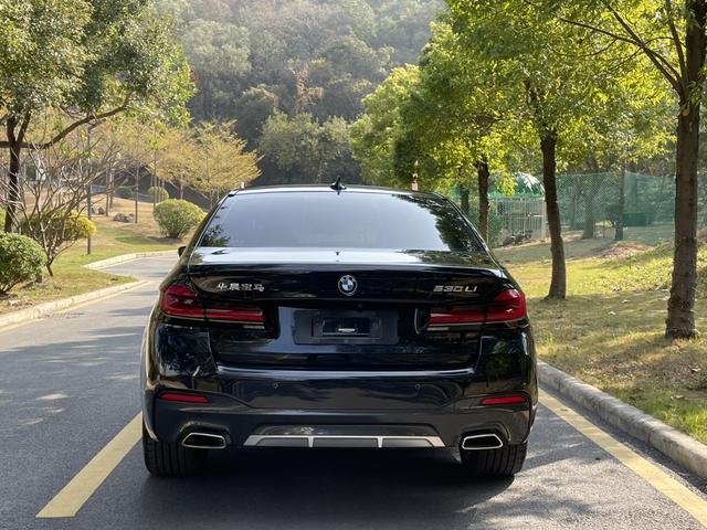 Certificated Pre-Owned BMW 5 Series 2022 Third Facelift 530Li Exclusive M Sport Package - u22553985