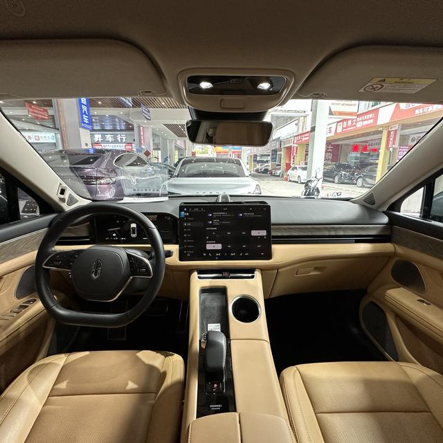 Certificated Pre-Owned Wenjie M5 2022 Extended-Range Rear-Wheel Drive Standard Version -u22408388