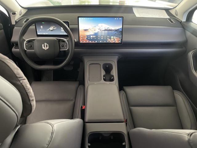 Certificated Pre-Owned Leapmotor C10 2024 Extended-Range 210 LiDAR Edition -u22837934