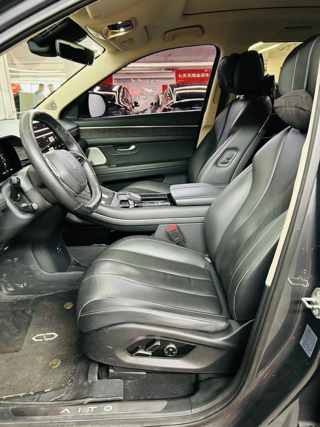 Pre - Owned 2022 Seres SF5 2WD Comfort Edition