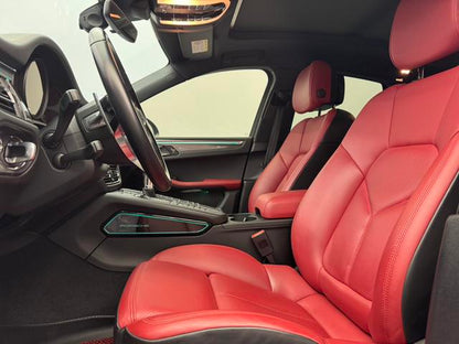 Certificated Pre-Owned Porsche Macan 2021 Model Macan 2.0T - u22556910