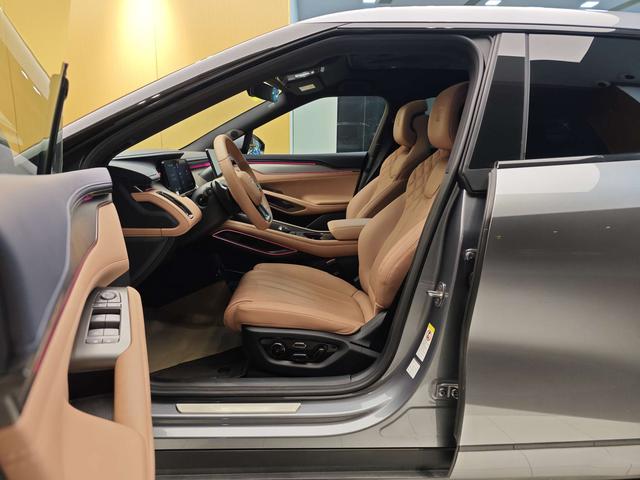 سيارة Song L EV مستعملة موديل 2025 ADAS موديل 662 كم LiDAR Premium