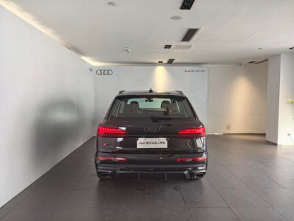 Certificated Pre-Owned Audi Q7 2024 45 TFSI Quattro S Line Black Warrior Edition - u22275538