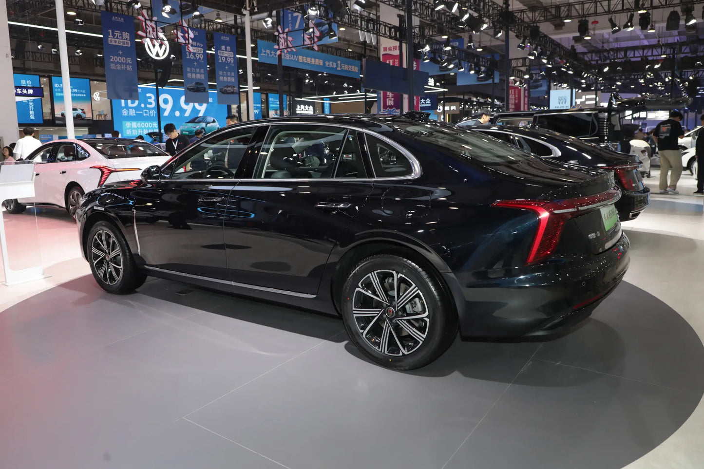 Hongqi H5 - Híbrido PHEV