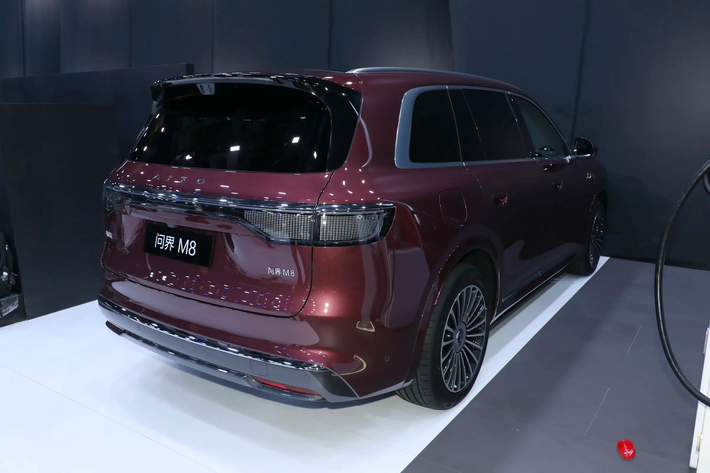Seres Auto AITO M8-Híbrido REEV