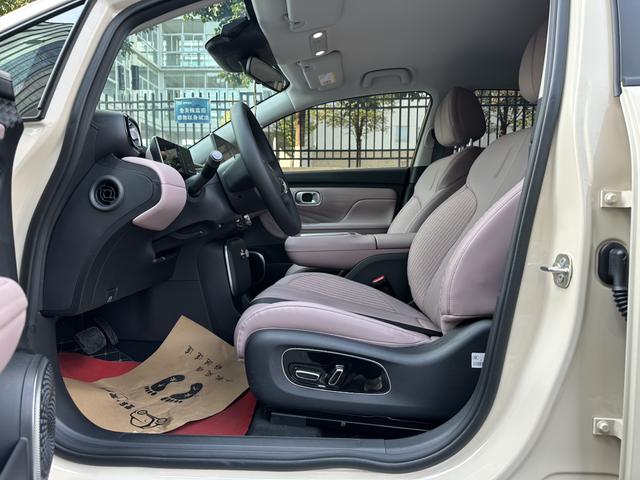 Certificated Pre-Owned AION UT 2025 420 Zhihao Edition