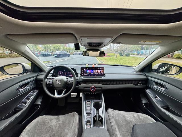Certificated Pre-Owned Accord PHEV 2023 e:PHEV Premium Edition -u22532576