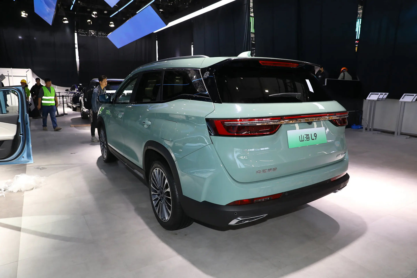Chery Jetour Shanhai L9 - Híbrido PHEV