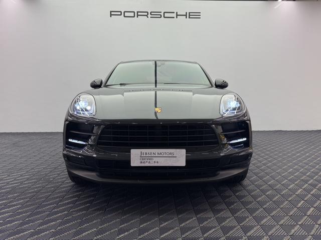 Certificated Pre-Owned Porsche Macan 2021 Model Macan 2.0T - u22556910