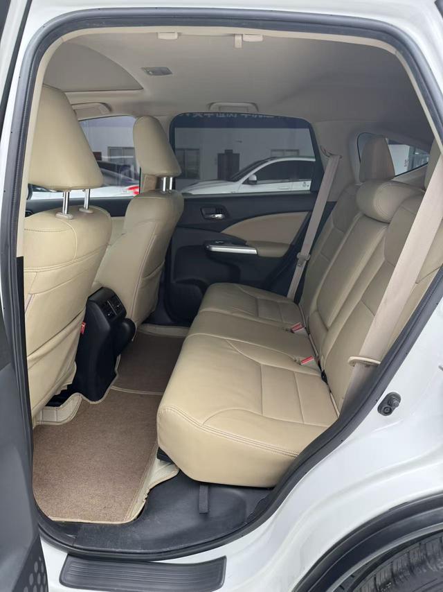 Certificated Pre-Owned Dongfeng Honda CR-V 2015 2.0L Two-Wheel Drive Fashion Edition -u22561067