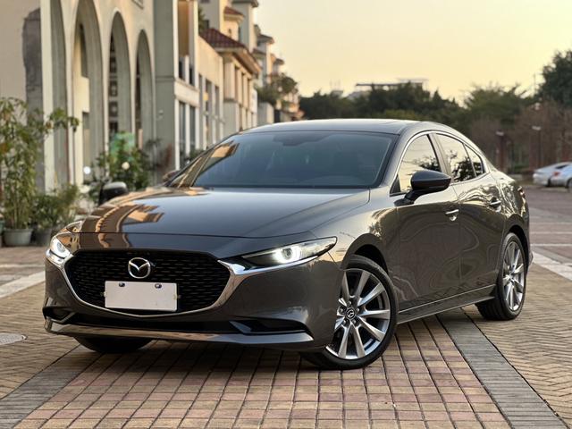 Certificated Pre-Owned Mazda 3 Axela 2021 2.0L Automatic Premium Edition - u22412794