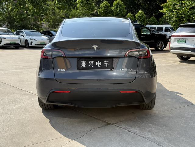 Pre-Owned Tesla Model Y 2021 Standard Range Rear-Wheel Drive