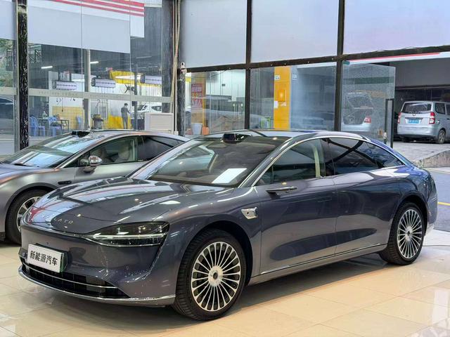 Pre-Owned Hengjie S9 2025 Extended Range Rear-Drive Ultra