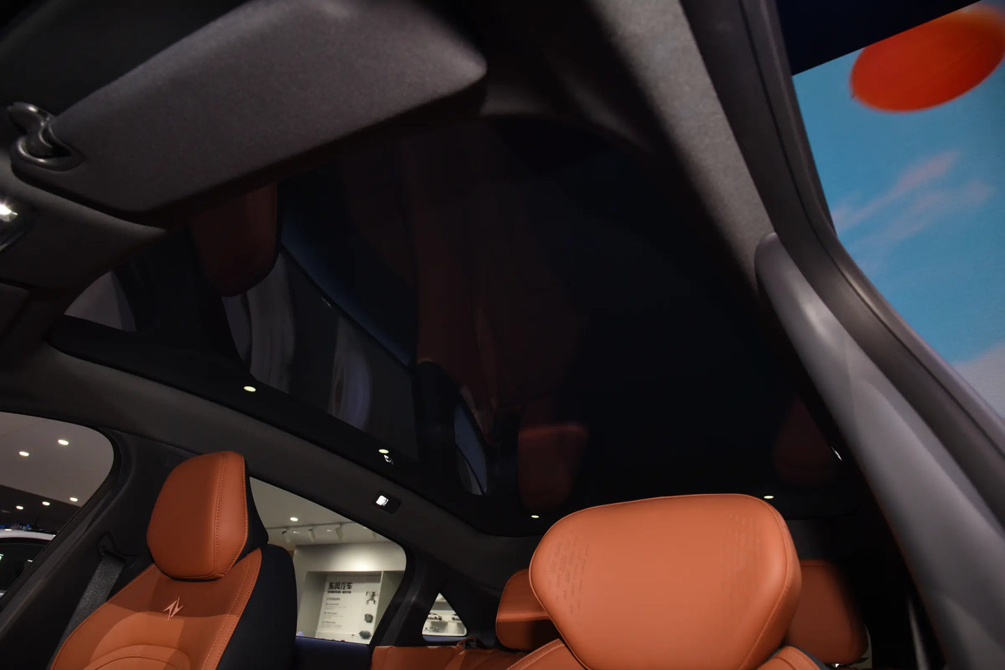 Dongfeng eπ007-Híbrido REEV