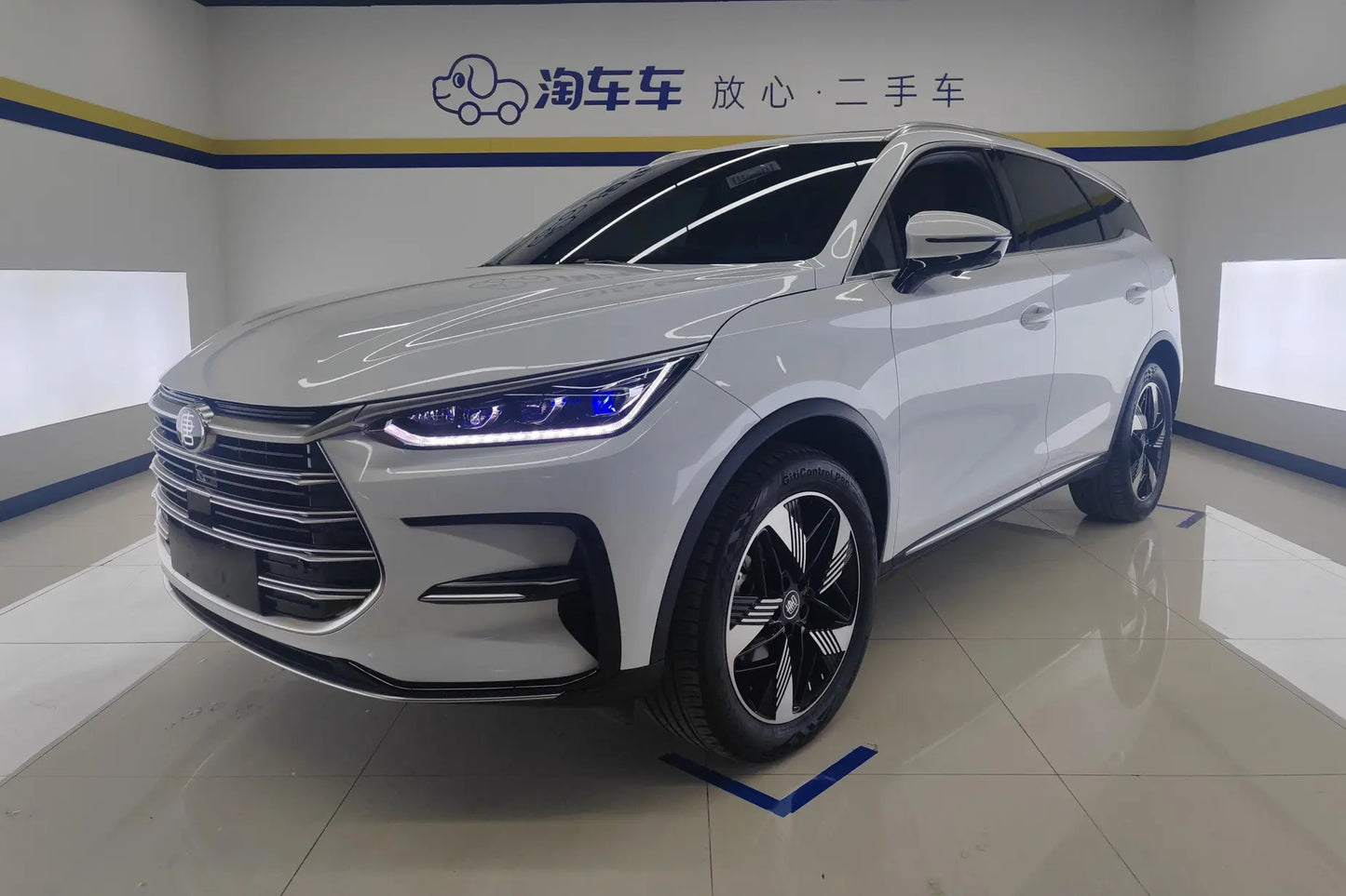 Certificated Pre-Owned BYD Tang DM 2023 DM-i Champion Edition 112KM Premium Version -u18802610