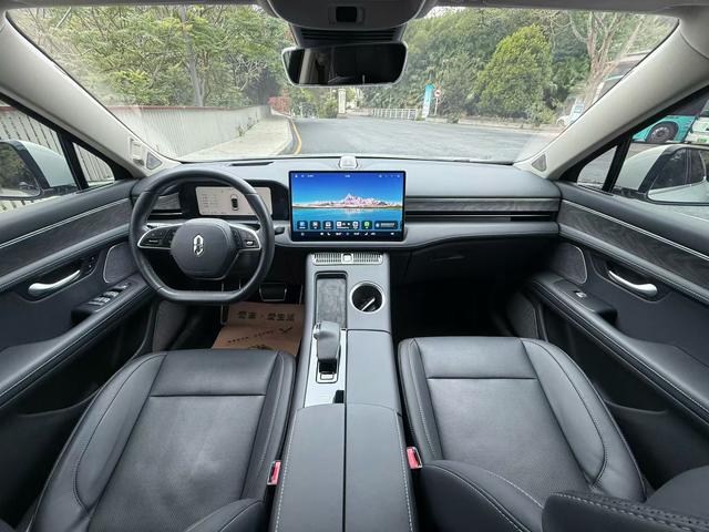 Certificated Pre-Owned Wenjie M5 2022 Extended-Range Four-Wheel Drive Flagship Edition -u22695111