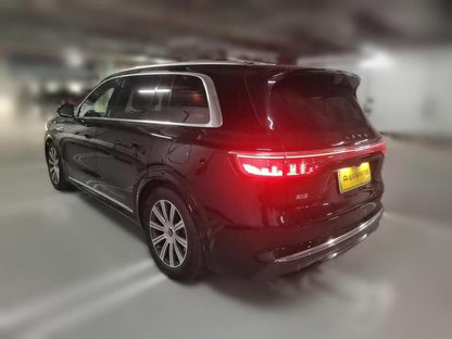 Certificated Pre-Owned Wenjie M8 2025 Extended Range Max Six-Seater Edition -u22036772