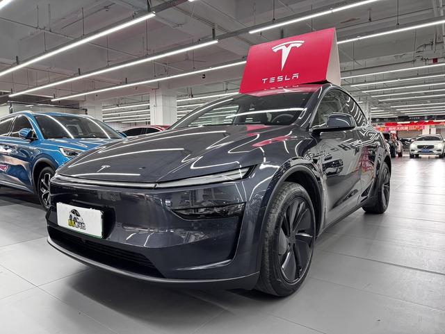 Certificated Pre-Owned Tesla Model Y 2025 Rear-Wheel Drive Version -u22101109