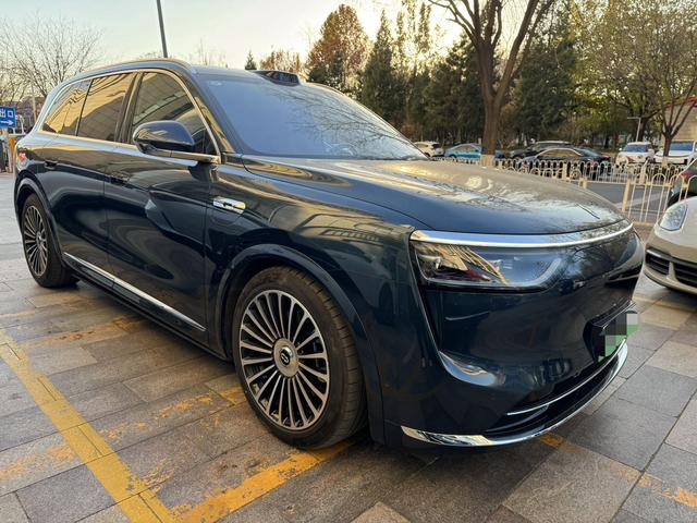 Pre-Owned AITO M8 2025 Extended-Range Ultra Five-Seater Edition