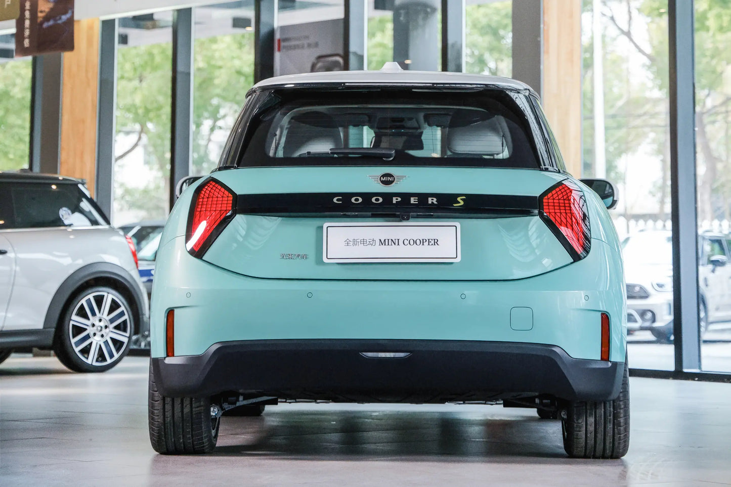 Spotlight eléctrico MINI COOPER