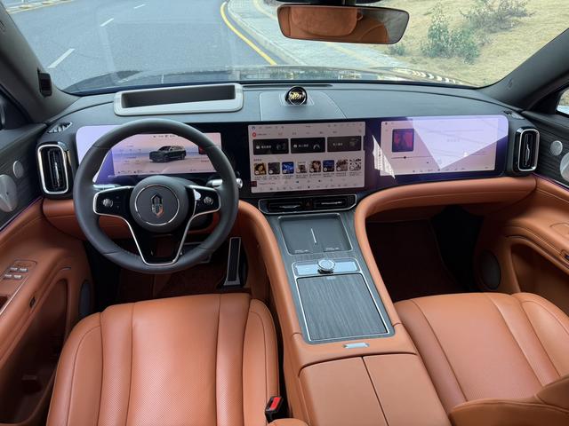 Certificated Pre-Owned Wenjie M9 2024 Extended-Range Ultra Six-Seater Version -u22453402