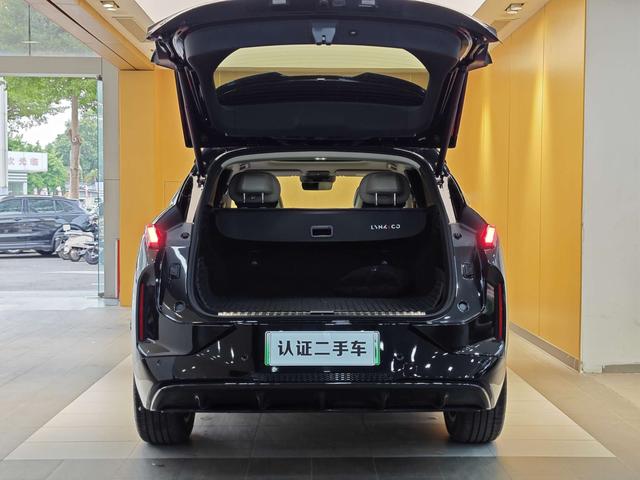 Certificated Pre-Owned Lynk & Co 08 EM-P 2025 245 Ultra-Long Range Halo -u21914876