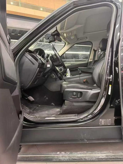 Certificated Used Land Rover Discovery 2018 3.0 V6 SE