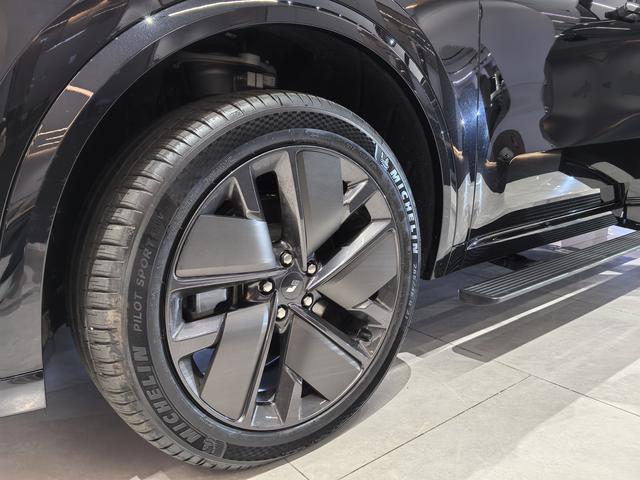 Pre - Owned 2025 Li L9 Ultra Intelligent Upgraded Edition