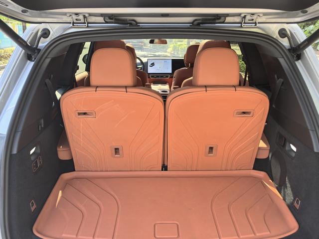 Certificated Pre-Owned Li Auto L8 2023 Pro Edition -u21610395