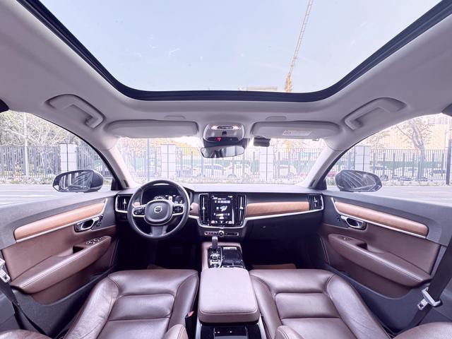 Certificated Pre-Owned Volvo S90 PHEV 2020 2.0T T8 E-Drive Hybrid Inscription Luxury Edition