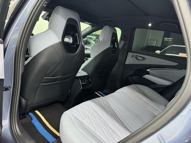 Certificated Pre-Owned BYD Seal 2022 700KM Long Range Rear-Wheel Drive Version -u22720264