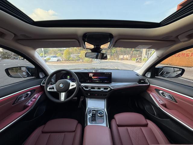 Certificated Pre-Owned BMW i3 2023 eDrive35L -u22698713