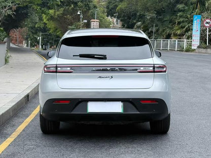 Certificated Pre-Owned Wenjie M5 2022 Extended-Range Four-Wheel Drive Flagship Edition -u22695111