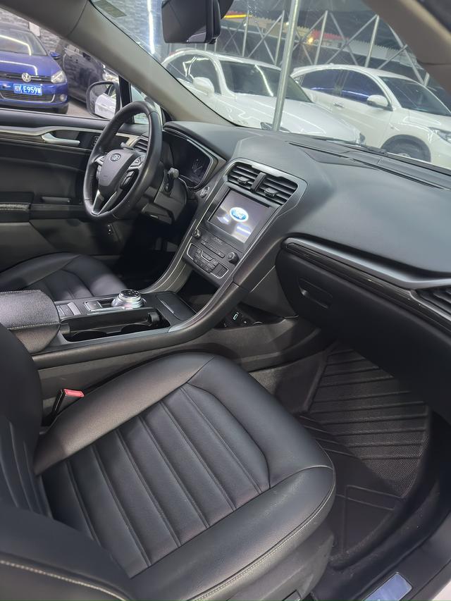 Certificated Pre-Owned Ford Mondeo PHEV 2018 2.0 Intelligent Control Fashionable Version, National VI